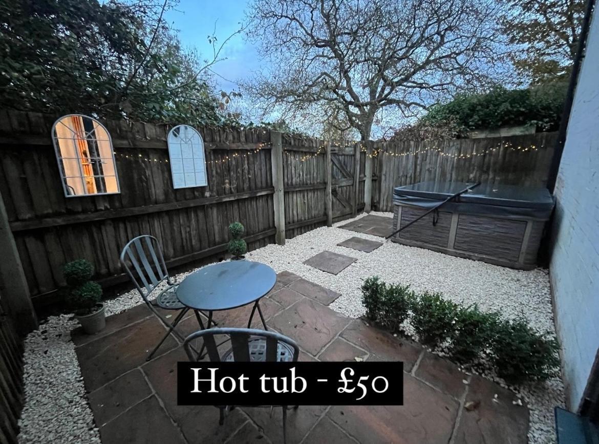 Apartment The Hideaway, Hot Tub Henley-in-Arden